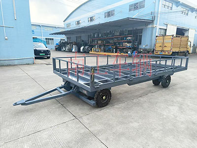 4吨骨架式IM在线（中国） 带下翻护栏工具拖车3I.jpg