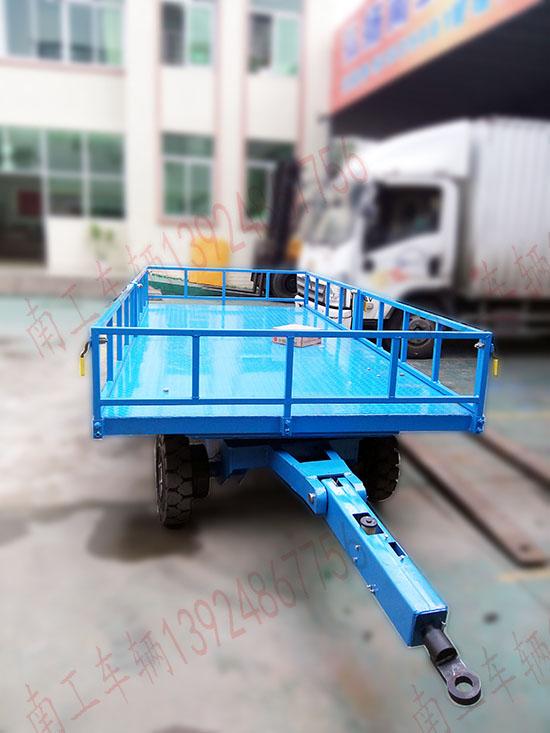 6吨IM在线（中国）护栏型牵引拖车