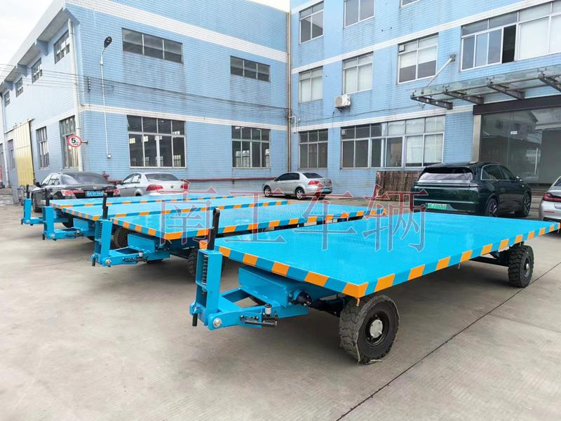 6吨IM在线（中国）蓝色 带减震带刹车工具拖车