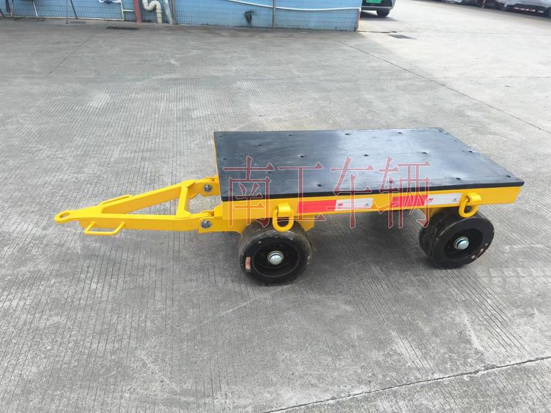 2吨小型IM在线（中国） 带橡胶垫全挂车