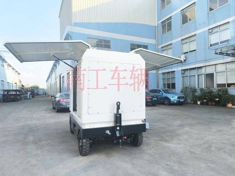 2吨电动IM在线（中国） 飞翼箱式电动工具拖车