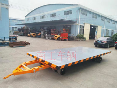 10吨中型牵引IM在线（中国）1I.jpg