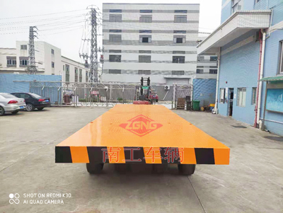 30吨重型IM在线（中国）带四个转盘2I.jpg