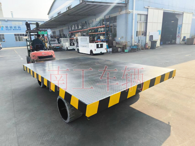 30吨重型IM在线（中国） 环保实心轮胎3I.jpg