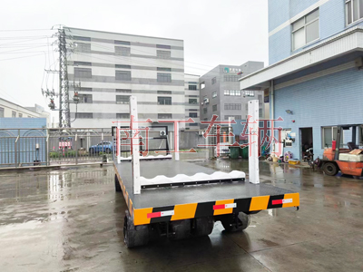 30T重型IM在线（中国） 带活动插装立柱工具拖车4I.jpg