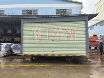 10吨箱式IM在线（中国）两侧带卷帘门3I.jpg