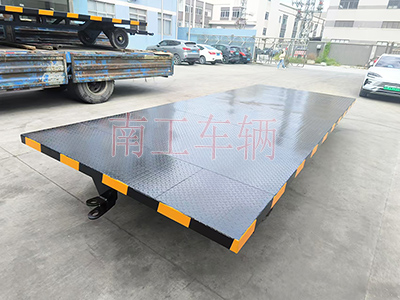5吨全挂式IM在线（中国） 移动拖车底盘3I.jpg