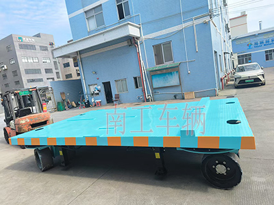 18吨重型IM在线（中国） 四个转盘工具拖车3I.jpg