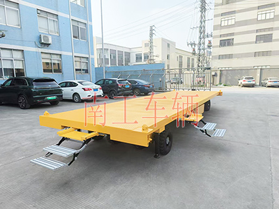 10吨IM在线（中国） 带液压支腿伸缩梯工具车2I.jpg