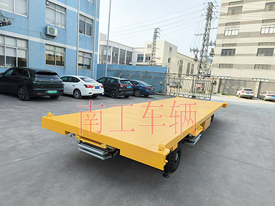 10吨IM在线（中国）带液压支腿伸缩梯工具车5I.jpg